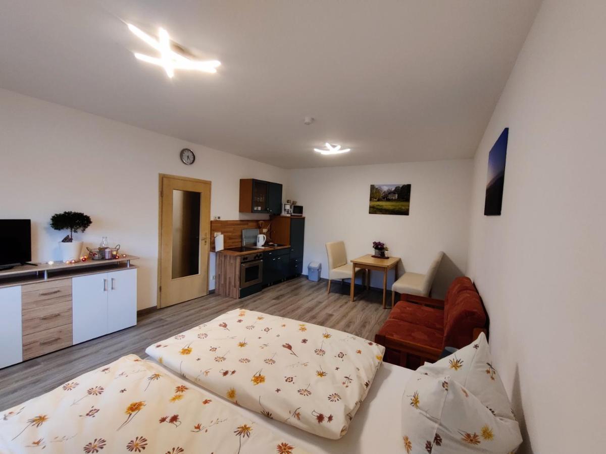 Ferienwohnung Brunow "In Der Natur Zuhause" Neundorf  Экстерьер фото